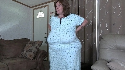 Grannys New Nightie