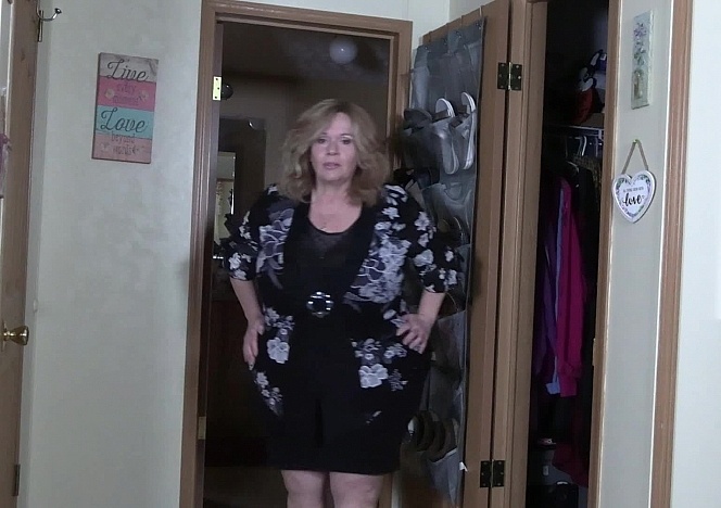 Step M likes To Dress Sexy - Suzie Q aka Suzie 44K - Suzie Q video on CurveFanz