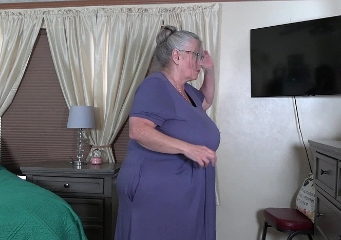 Suzie4 Videos 74 - Suzie Q video on CurveFanz